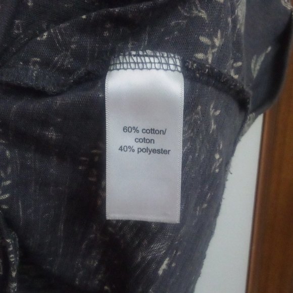 Maurices Paisley Print Gray 24/7 Womens Top, Medium - Picture 4 of 5